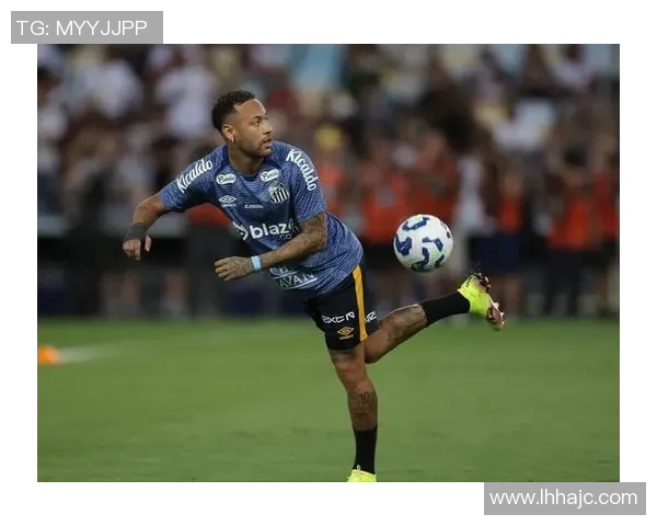 篮球场上足球明星的精彩表现引发球迷热议与跨界运动的无限可能