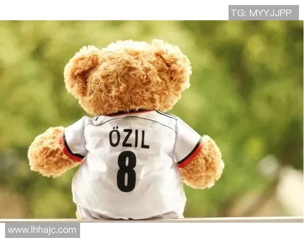 足球明星毛绒公仔图片欣赏与收藏指南让你爱上这些可爱的小玩偶