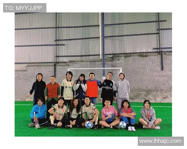 女生评选足球明星的标准与影响因素探讨及其对足球文化的启示 女生评选足球明星的标准与影响因素探讨及其对足球文化的启示