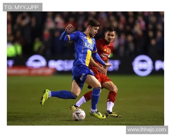 足球明星与跑车的奢华生活交织背后的故事与影响分析 足球明星与跑车的奢华生活交织背后的故事与影响分析