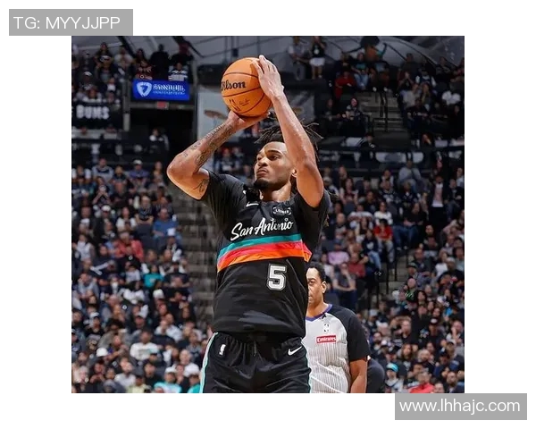 2019年马刺与太阳精彩对决回顾全场比赛亮点与精彩瞬间分析 2019年马刺与太阳精彩对决回顾全场比赛亮点与精彩瞬间分析